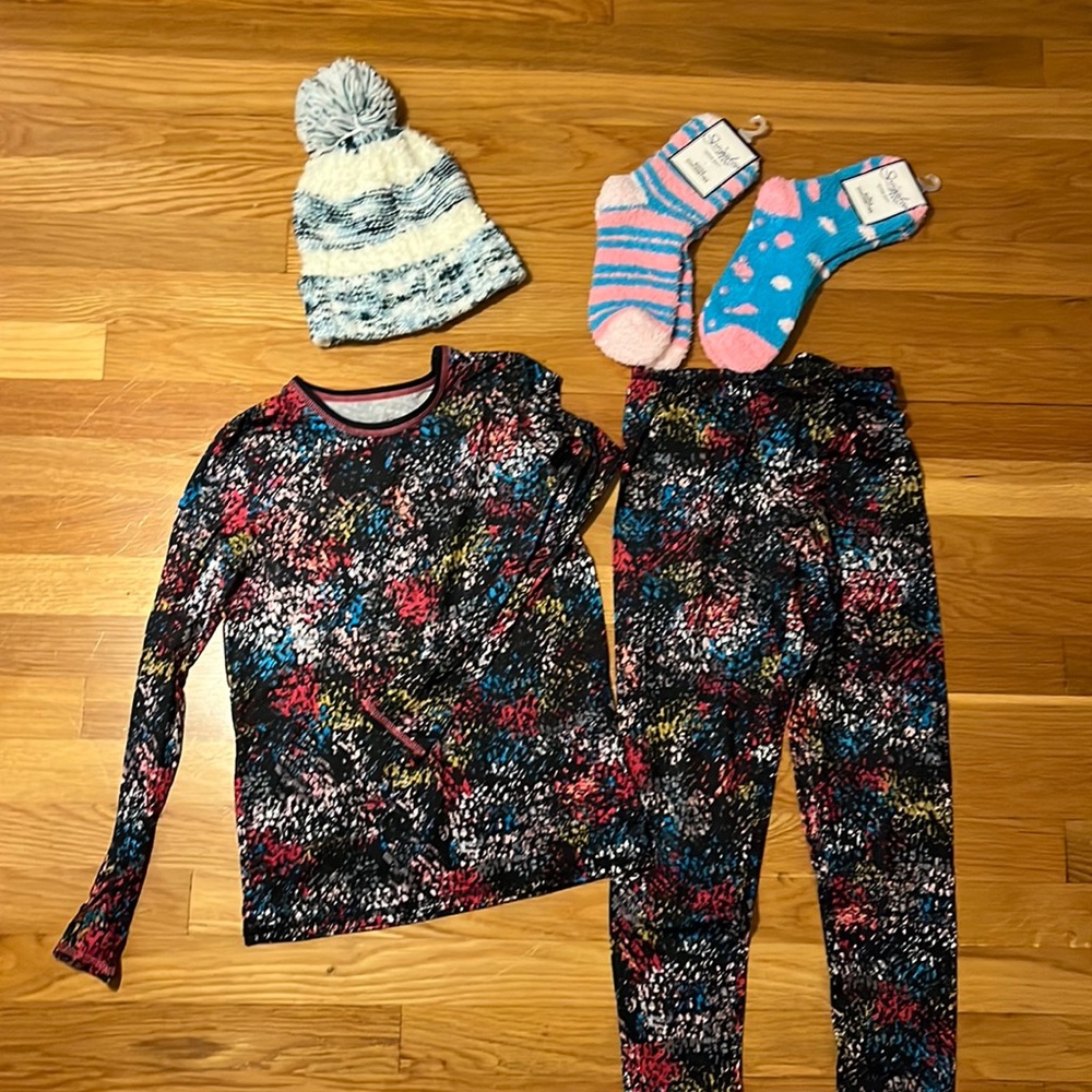 Winter ski long-johns top and bottoms, hat, fuzzy socks